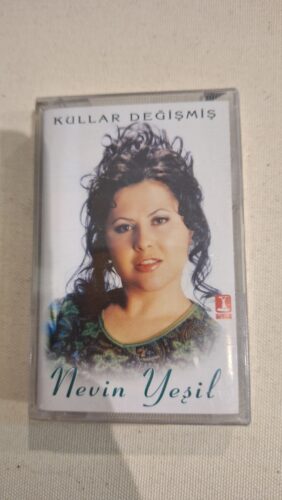 Nevin Yeşil Kullar Değişmiş Kaset (Sıfır Ambalajında)