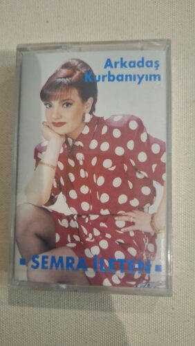 Semra İleten Arkadaş Kurbanıyım Kaset (Sıfır Ambalajında)