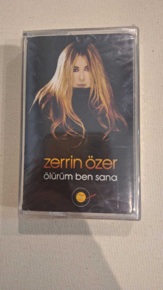 Zerrin Özer Olurum Ben Sana Kaset (Sıfır Ambalajında)