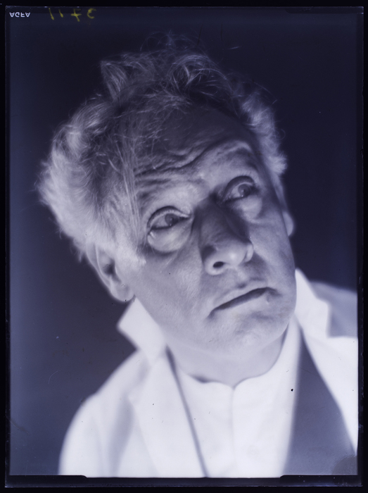 Oscar Beregi Sr. (1930) – Martin Munkácsi Tablo