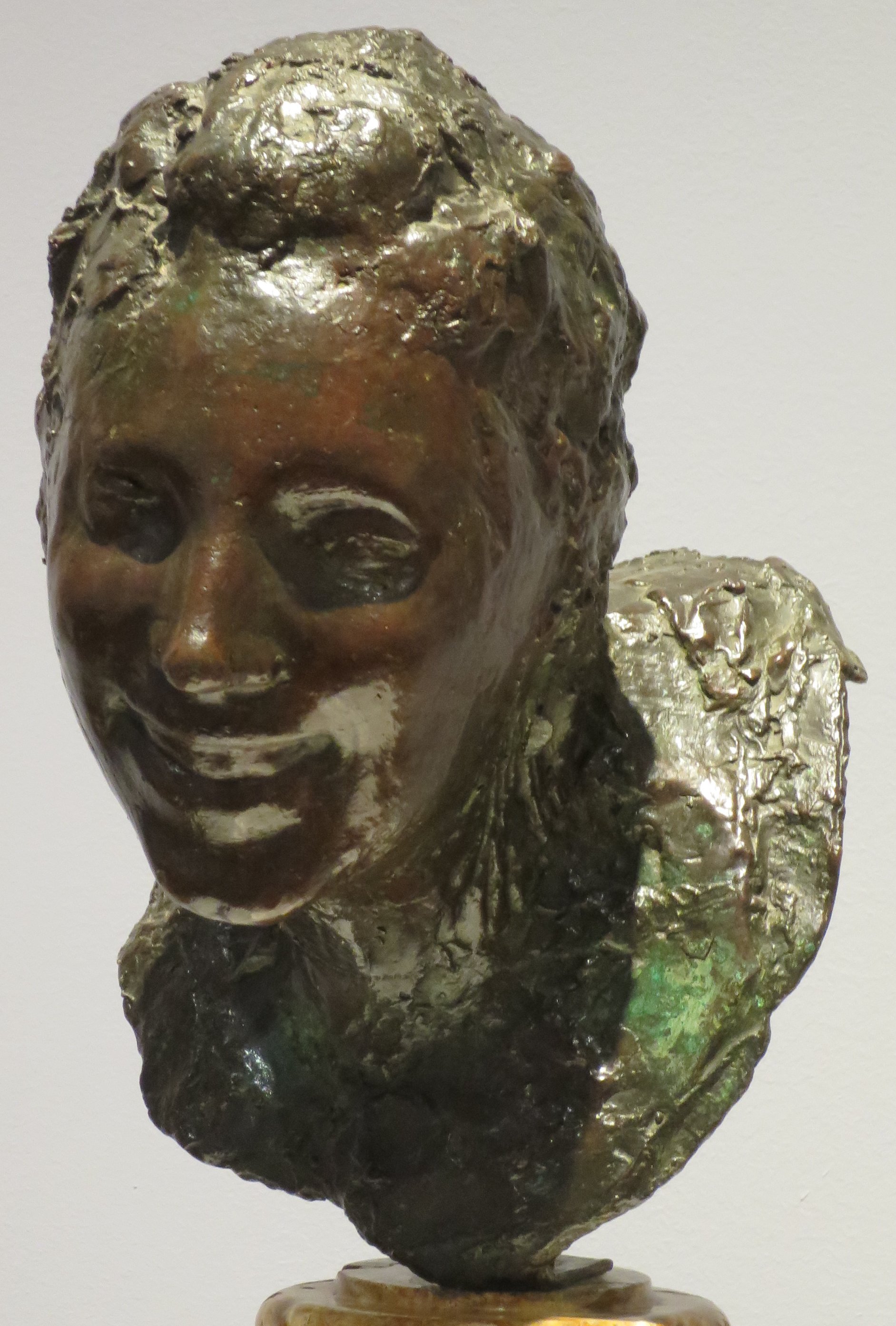 Little Laughing Woman (1890) – Medardo Rosso Tablo