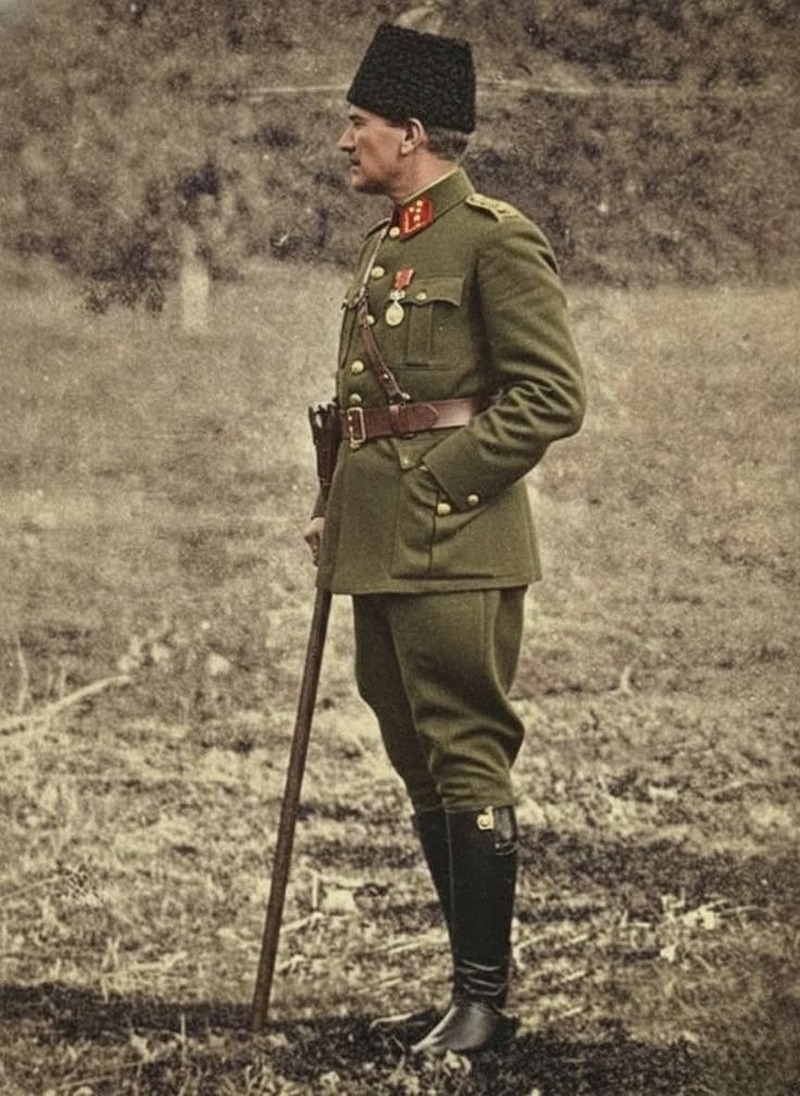 Bastonlu Atatürk Sepya Tarihî Fotoğraf Tablo - Dekolata